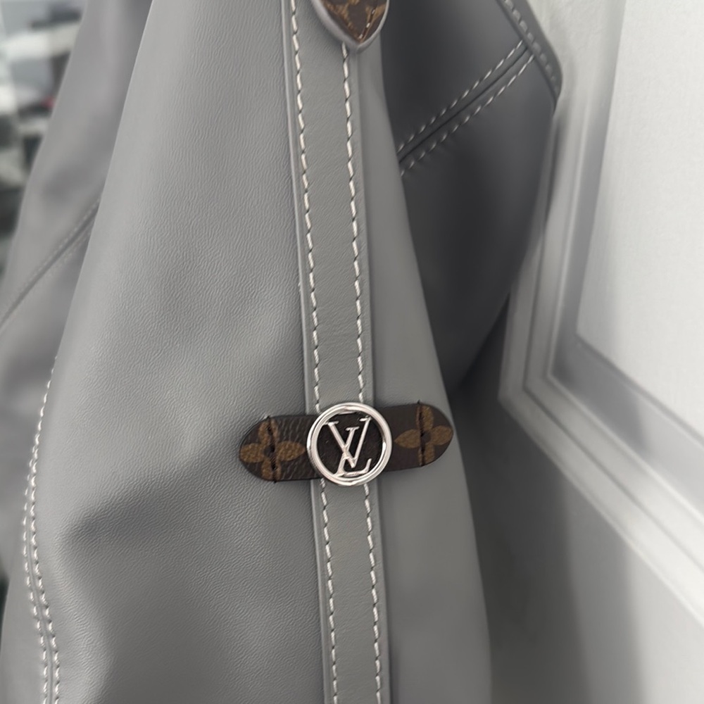 Monogram Gray and Brown  soft leather shoulder Bag - Picture 8 of 11